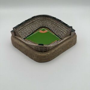 Sport Collectors Guild 1998 WRIGLEY FIELD Gold Series Limited Edition